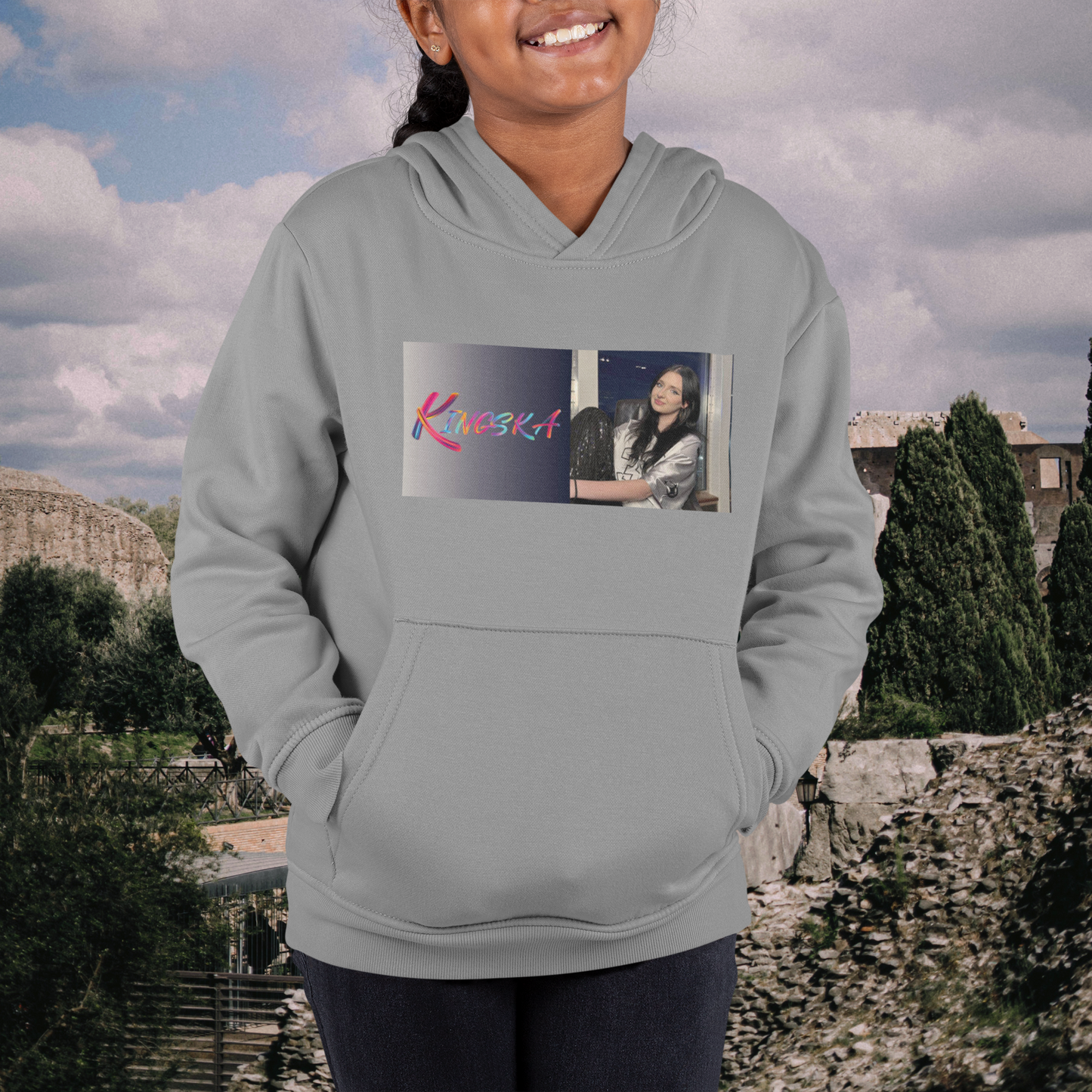 Bluza dziecięca szara logo Kingska z foto